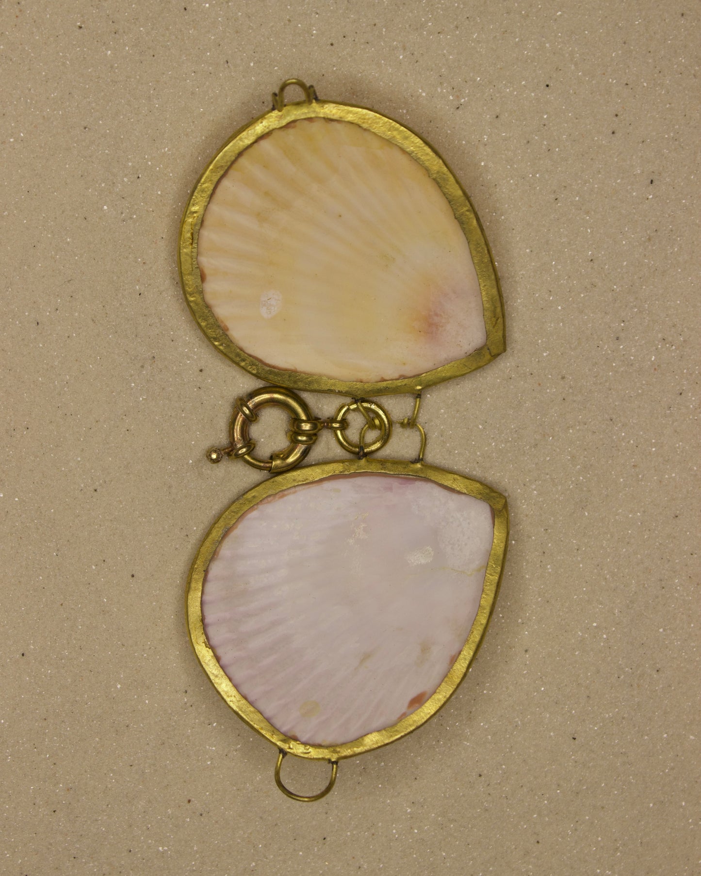 Scallop Seashell Case Charm